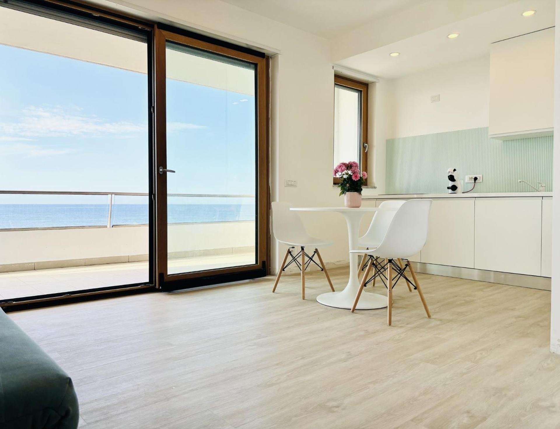 Le Conchiglie Aparthotel Porto Torres Ngoại thất bức ảnh